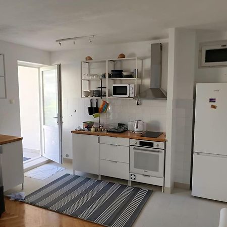 Apartment 70 M From The Beach พอดโกรา ภายนอก รูปภาพ