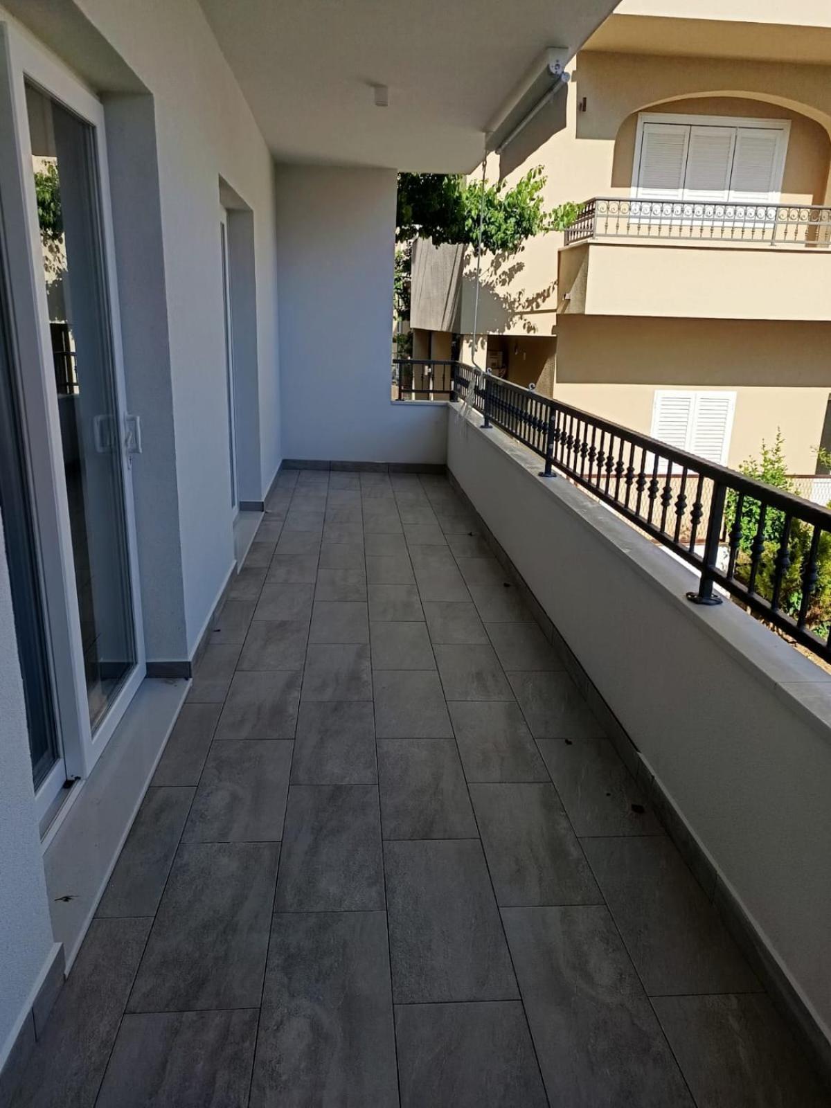Apartment 70 M From The Beach พอดโกรา ภายนอก รูปภาพ