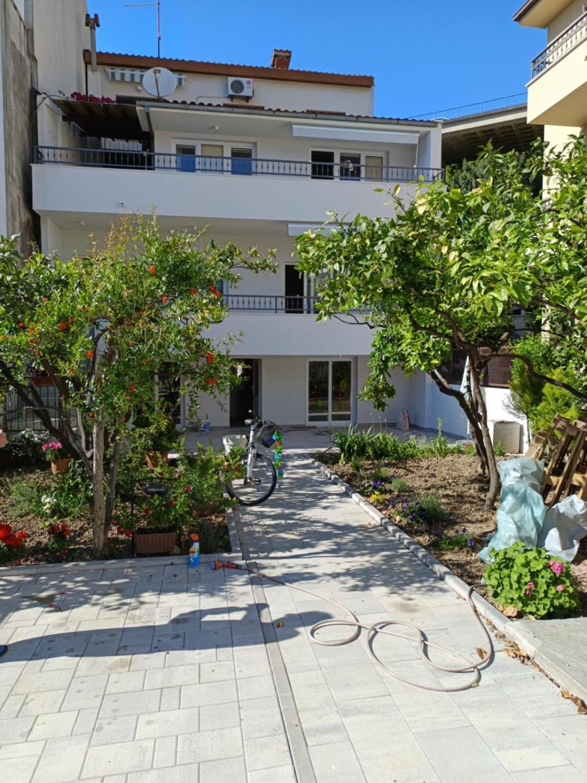 Apartment 70 M From The Beach พอดโกรา ภายนอก รูปภาพ